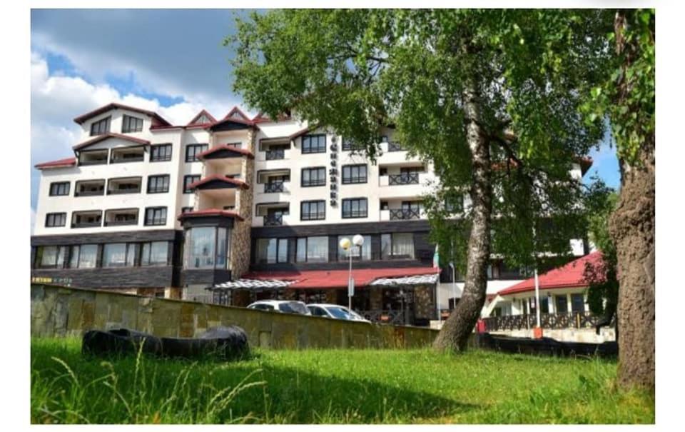 Apartment 428A In Hotel Snezhanka, بامبوروفو المظهر الخارجي الصورة