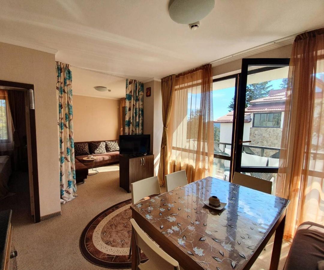 Apartment 428A In Hotel Snezhanka, بامبوروفو المظهر الخارجي الصورة